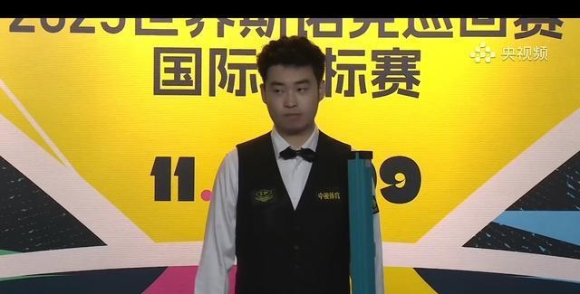 斯诺克国锦赛资格赛首日：罗伯逊逆转领先斯佳辉追平的简单介绍