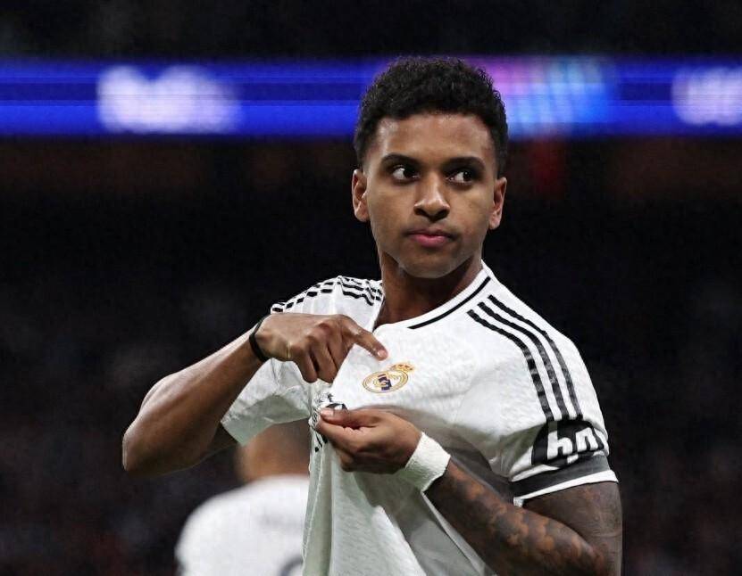 皇马拒绝热刺7000万欧元求购帕斯，下赛季将召回球员的简单介绍