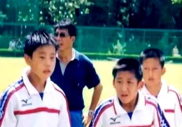 关于徐根宝亲自调馄饨：武磊他们都想来；人太多限定1人吃3个的信息