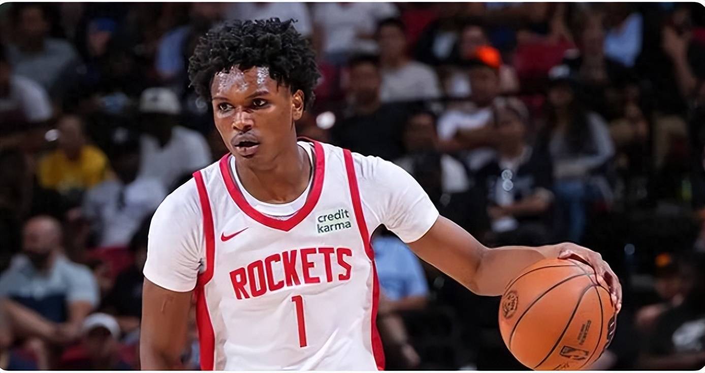 包含阿门：曾经我在电视机前观看圣诞大战，现在已迎来生涯首次的词条