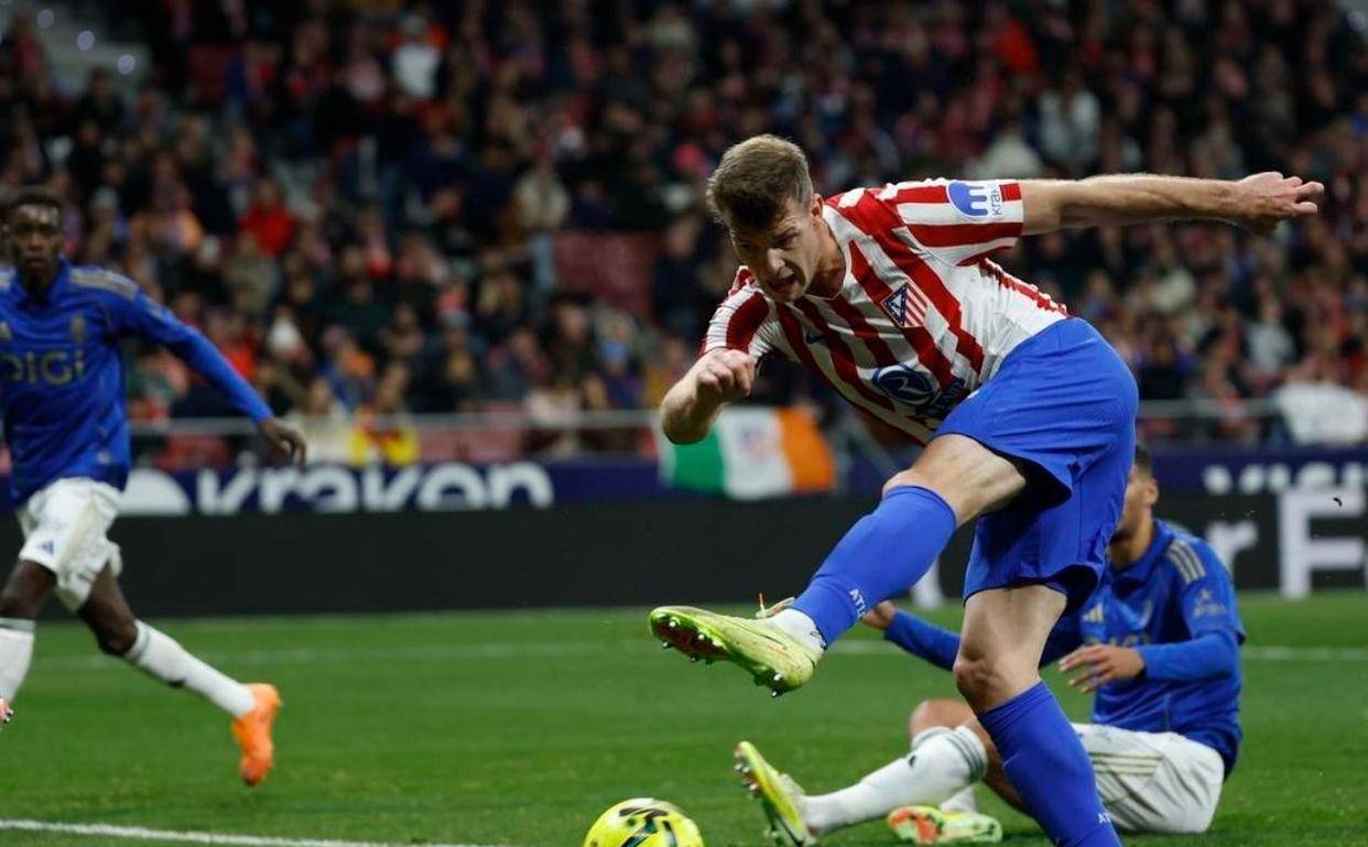 一场3-0，让马竞紧咬皇马巴萨！格列兹曼锁定胜局，西蒙尼的简单介绍