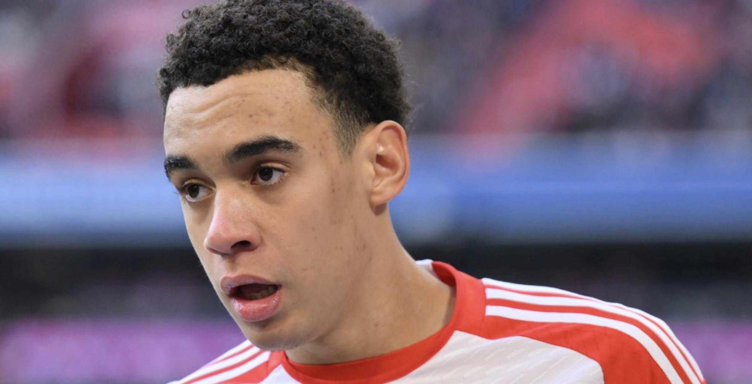 关于鲁梅尼格：年轻球员在拜仁的成功之路与凯恩的训练哲学的信息