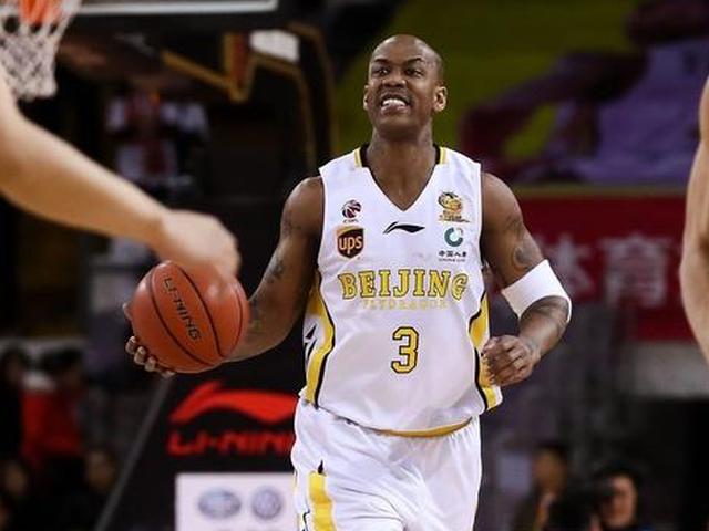 关于为何输给青岛队？刘炜赛后剖析原因，责任划分明确，同的信息