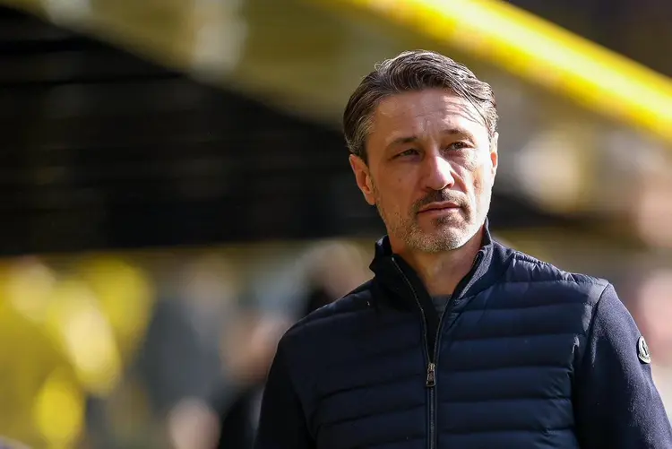 关于多特蒙德保持不败领跑德甲，科瓦奇敦促球员保持专注的信息