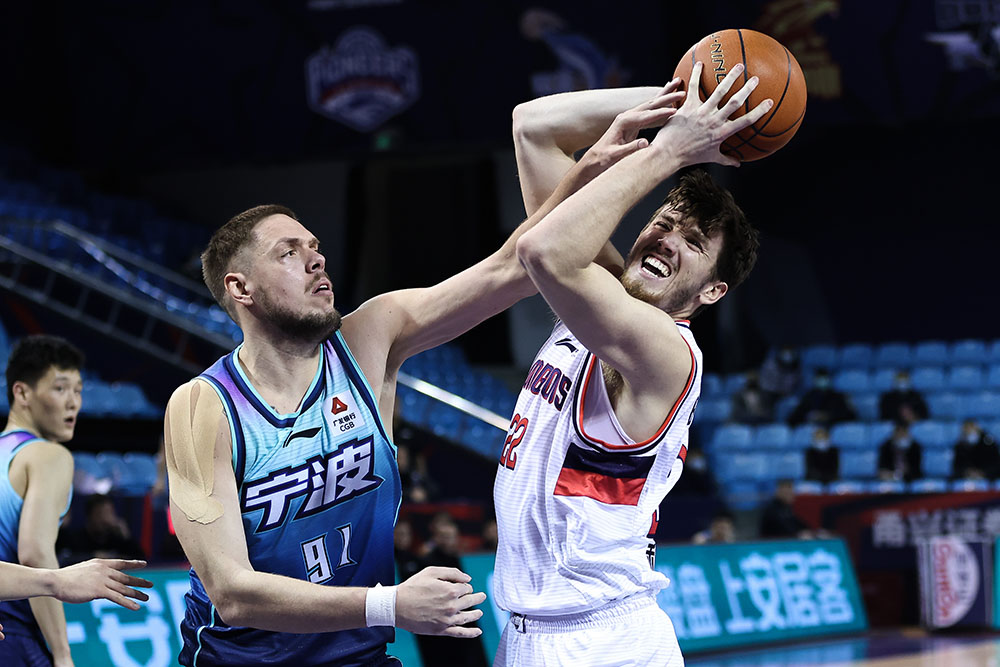 夏季联赛启东站：管子煜24分4板5助，广州队81-54战胜宁波队的简单介绍