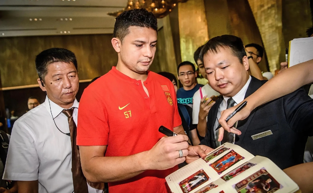 国足或1月4日开启首期集训多位归化球员仍有机会入选的简单介绍 国足或1月4日开启首期集训多位归化球员仍有机会入选的简单介绍