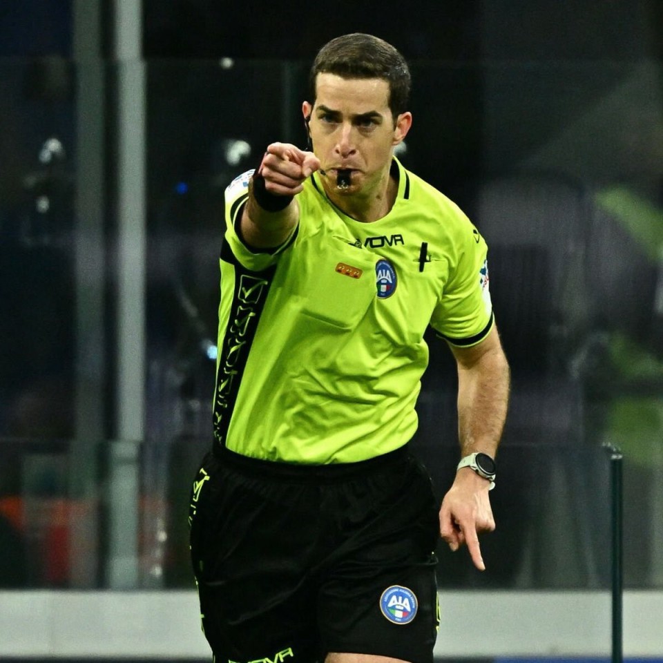 包含意天空：国米已经与维卡里奥进行了初步的接触的词条