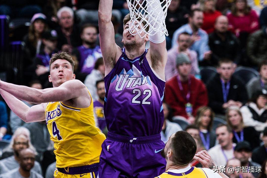 马丁：湖人球员并不尊重雷迪克，否则在被指责后早该有改变的简单介绍