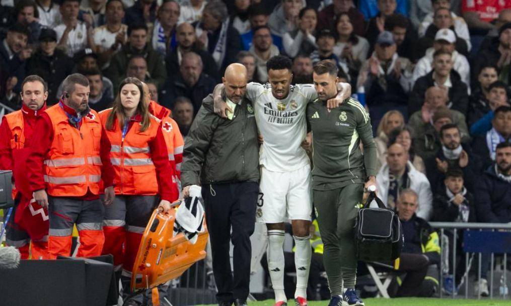 包含世俱杯1-1爆冷！皇马新月轰32脚战平！阿隆索无缘首胜，C罗没说错的词条