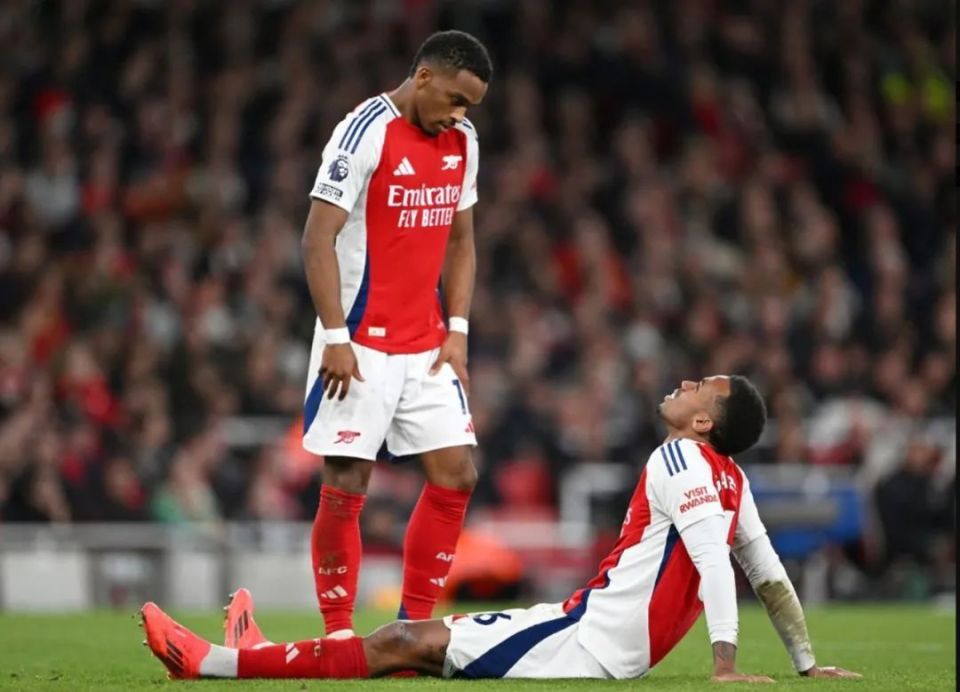 阿森纳举行赛前新闻发布会阿尔特塔携厄德高出席的简单介绍