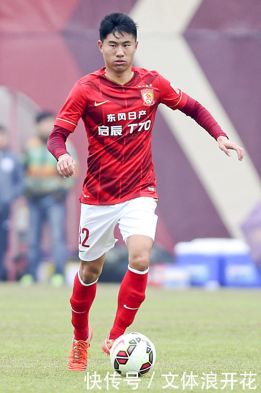 “前国脚”杨善平：如今无球可踢，混迹预备队，中甲球队都不要的简单介绍