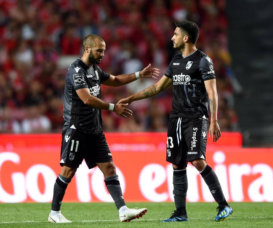 12月28日足球伤停汇总吉马良斯攻防核心同缺席的简单介绍