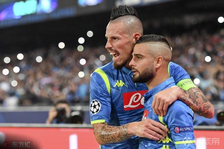 包含那不勒斯对我而言就是家，在这里的九年真的很美好的词条