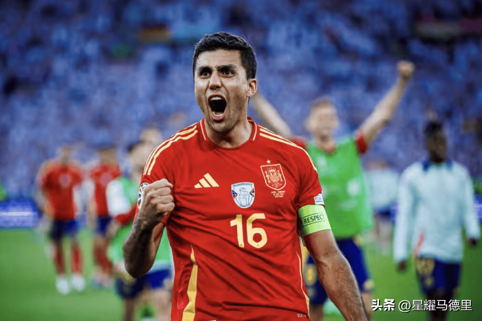 包含罗德里戈准备逃离伯纳乌！并向皇马摊牌提出要求，英超两强出手的词条