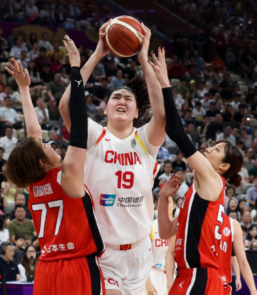 关于无解！张子宇10分钟砍12分“双塔”组合轮番制霸内线的信息