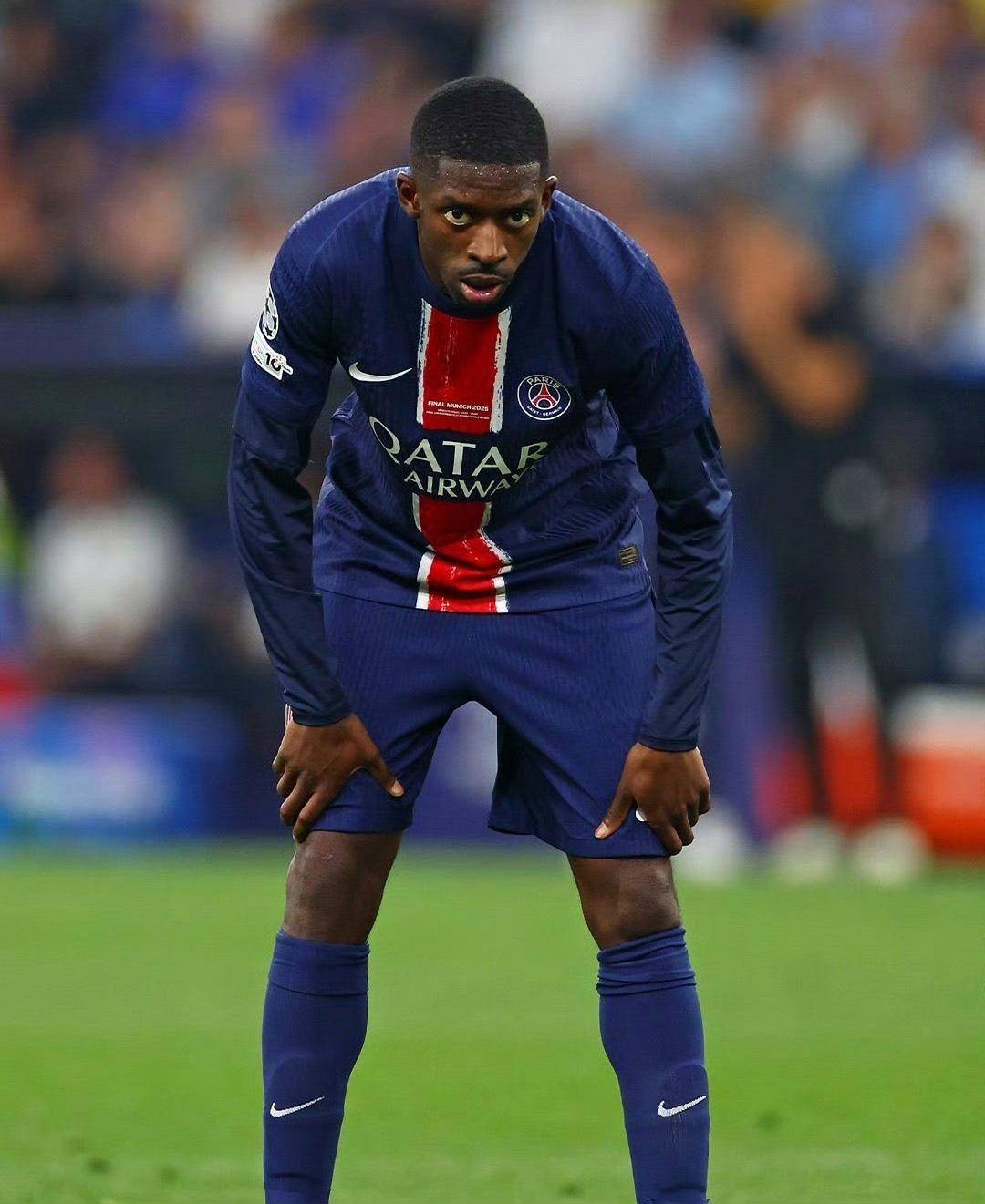 关于米兰无意出售莱奥，将其视为俱乐部项目不可或缺的支柱的信息