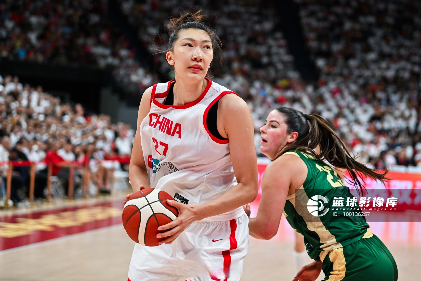 包含中国女篮与澳大利亚头名晋级4强半决赛大概率战日本的词条