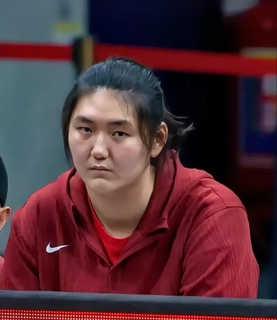 关于FIBA发布中国女篮写真张子宇韩旭搞怪的信息