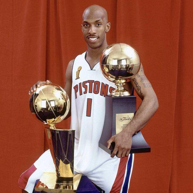 开拓者主帅比卢普斯执教胜率：117胜211负胜率37.5%的简单介绍