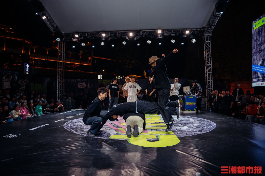 包含燃爆夏天-2025TOP世界街舞大赛总决赛次日精彩不断的词条