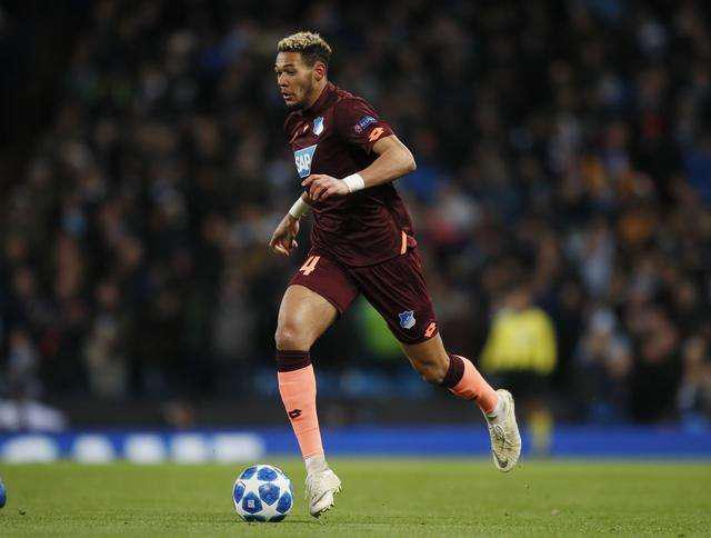 下车进厂！阿森纳官宣签下马杜埃凯转会费总价5200万镑的简单介绍