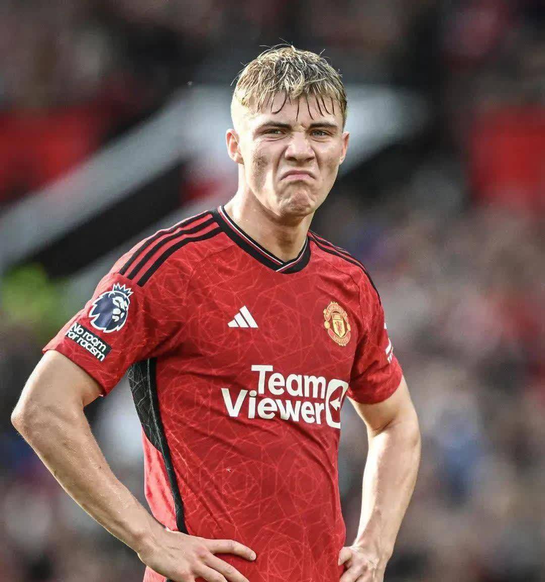 关于补强进攻，亚特兰大考虑从曼联签回霍伊的信息