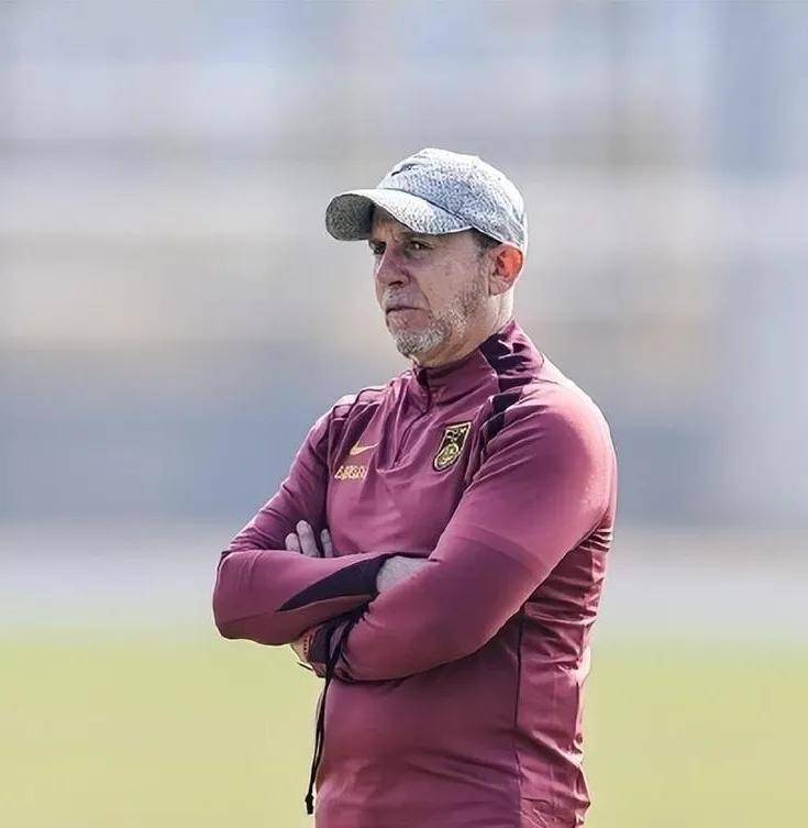 火速再就业！国安“救火教练”转身执教中甲保级队的简单介绍