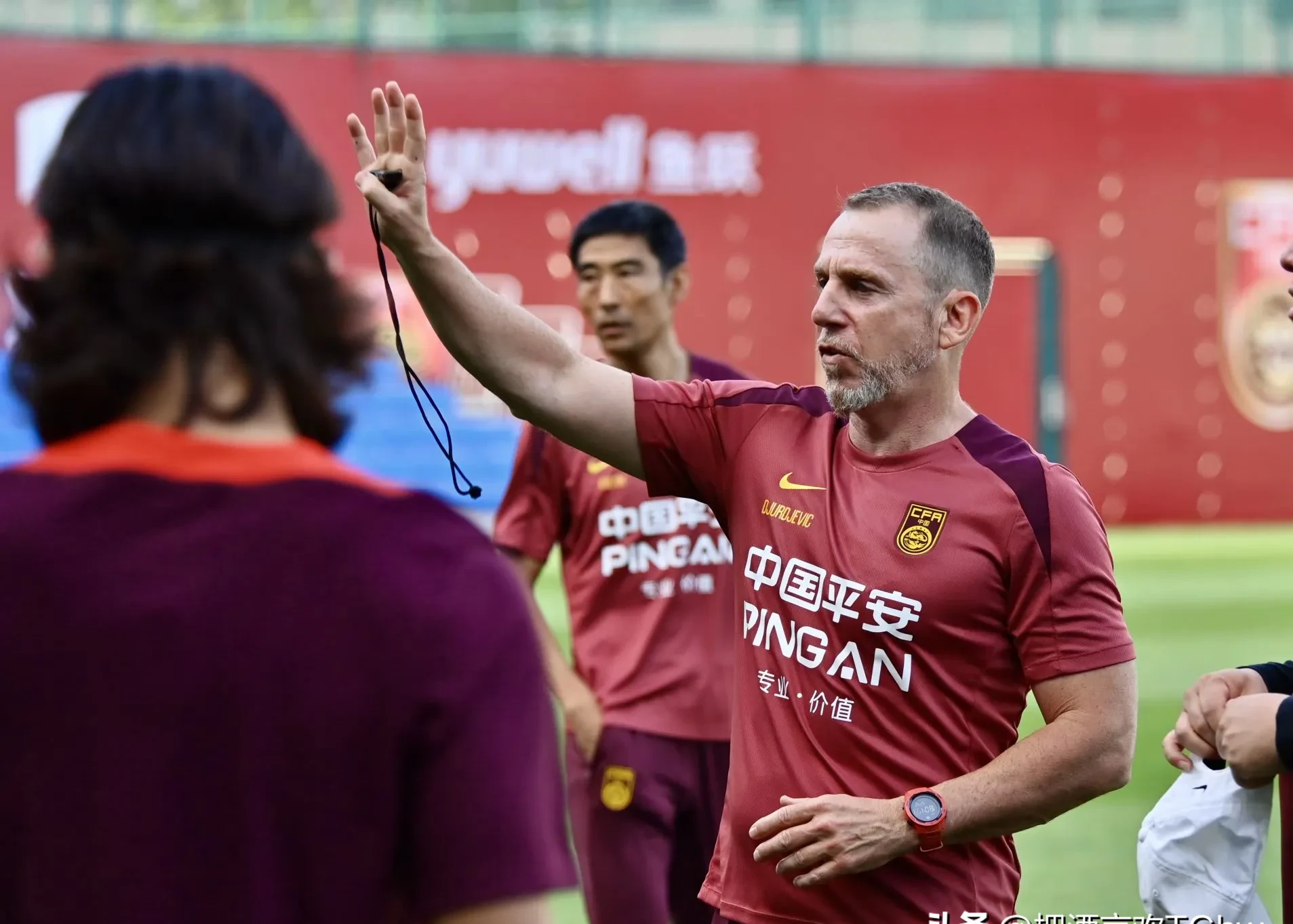 包含新国足雏形显现：11员虎将就位，张玉宁成为核心，归化球员逐渐让位的词条