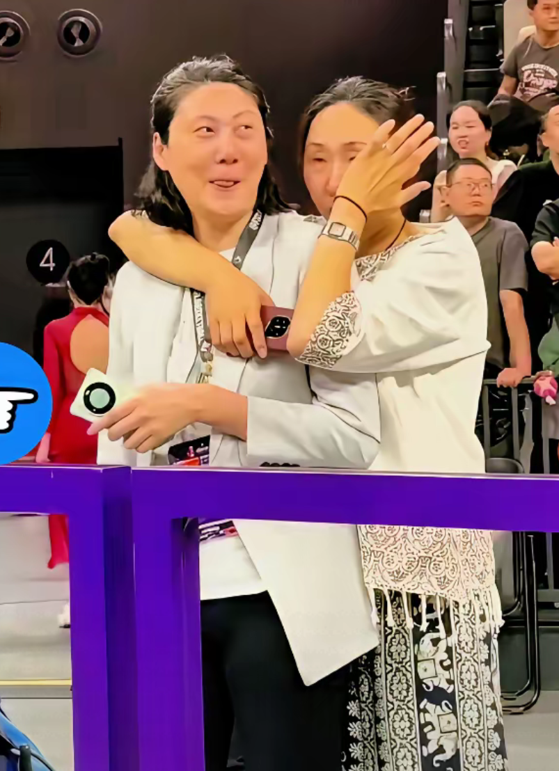 关于08奥运成员助阵女篮苗立杰隋菲菲卞兰同框的信息