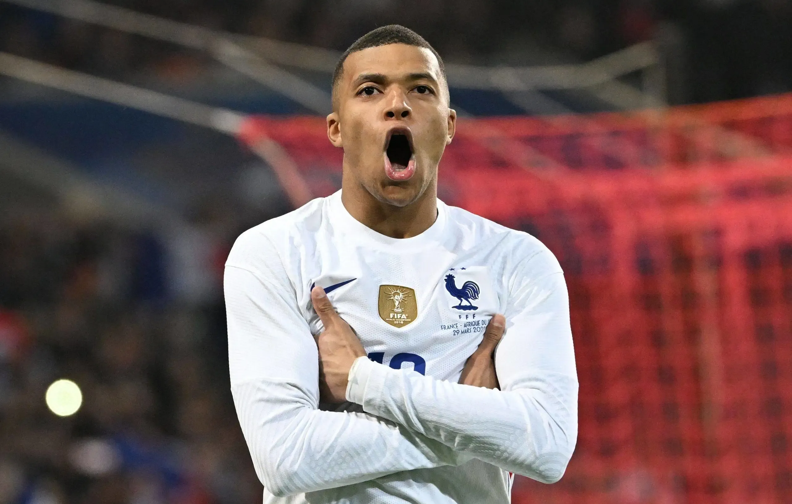 踢不赢新月，没有姆巴佩，皇马像支保级队的简单介绍