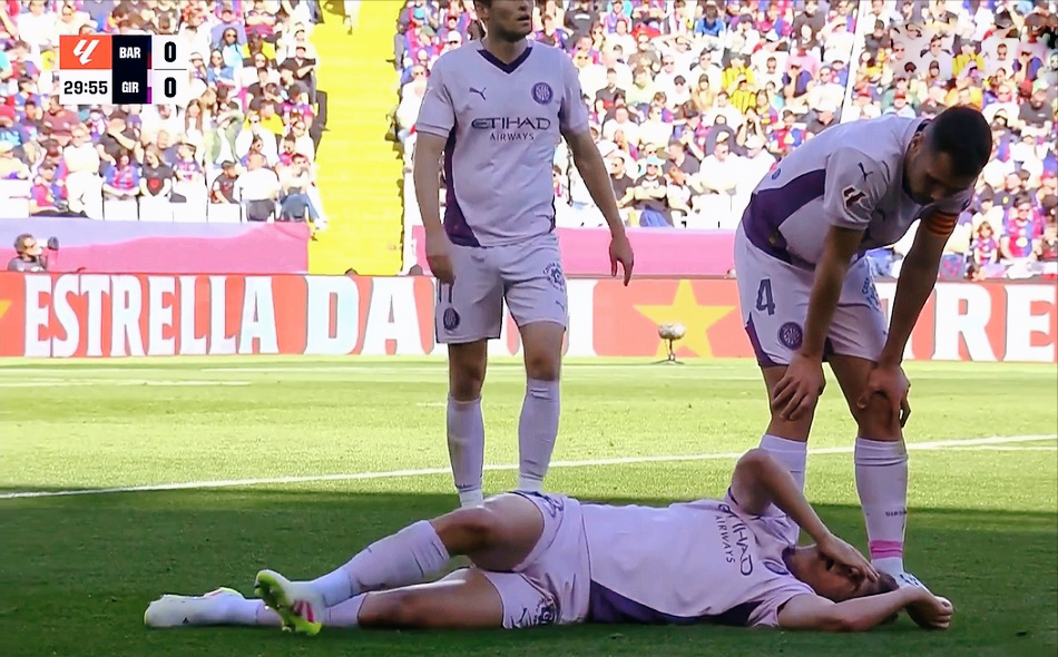 包含热身赛-亚马尔双响莱万破门巴萨7-3首尔取亚洲行两连胜的词条