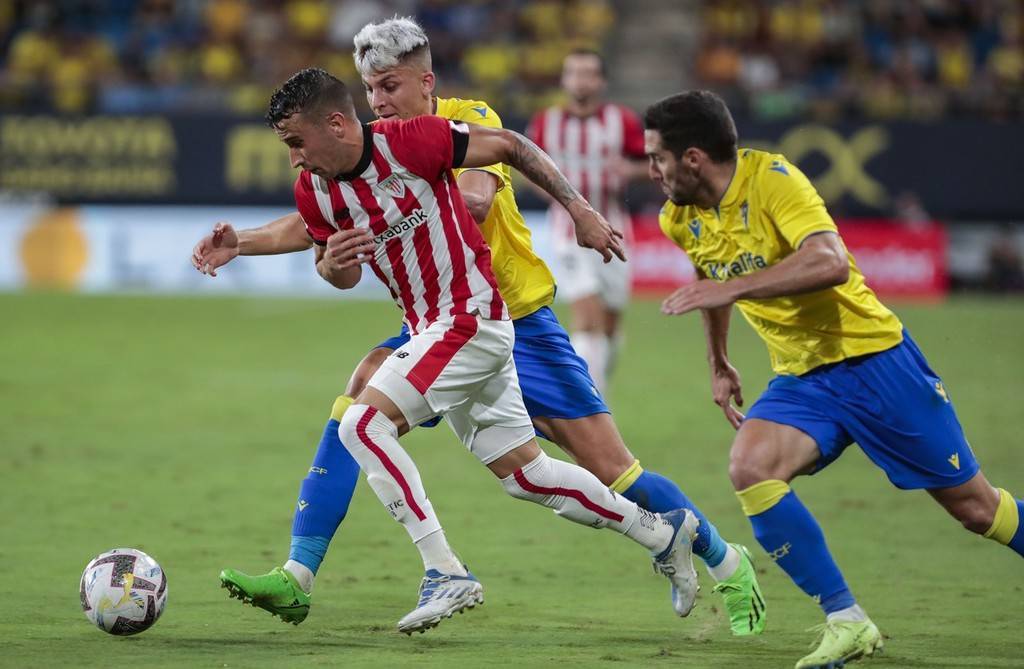 母队官宣！余嘉豪加盟毕尔巴鄂新赛季征战西甲的简单介绍