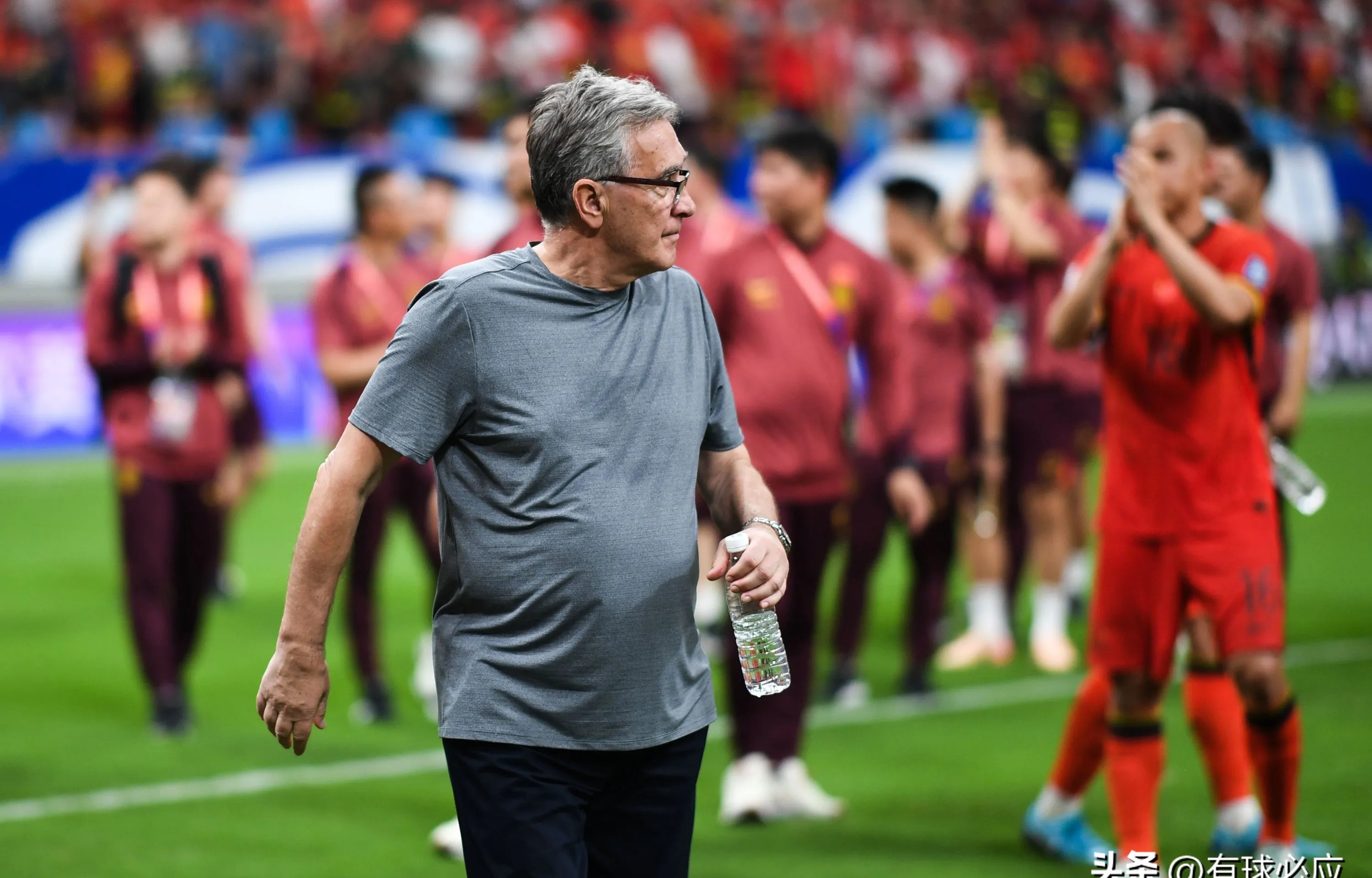 意外!他仅带领国足赢了一场比赛,就有希望转正出任国家队新帅?的简单介绍 意外!他仅带领国足赢了一场比赛,就有希望转正出任国家队新帅?的简单介绍