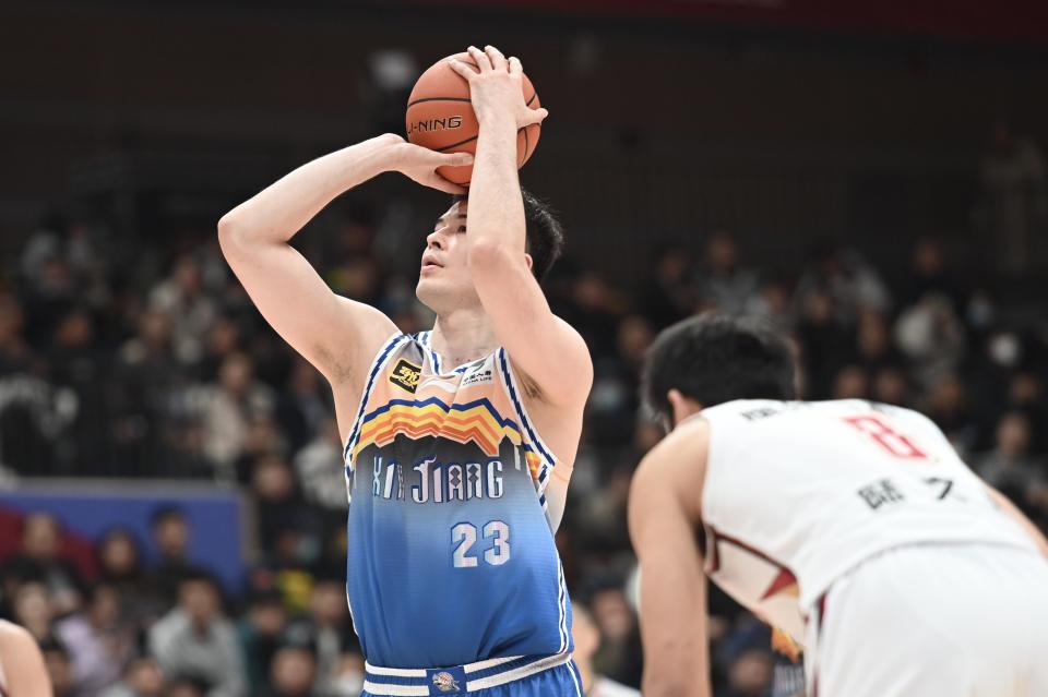 阿不都沙拉木全场投篮8中7，得到18分10篮板7助攻2抢断的简单介绍