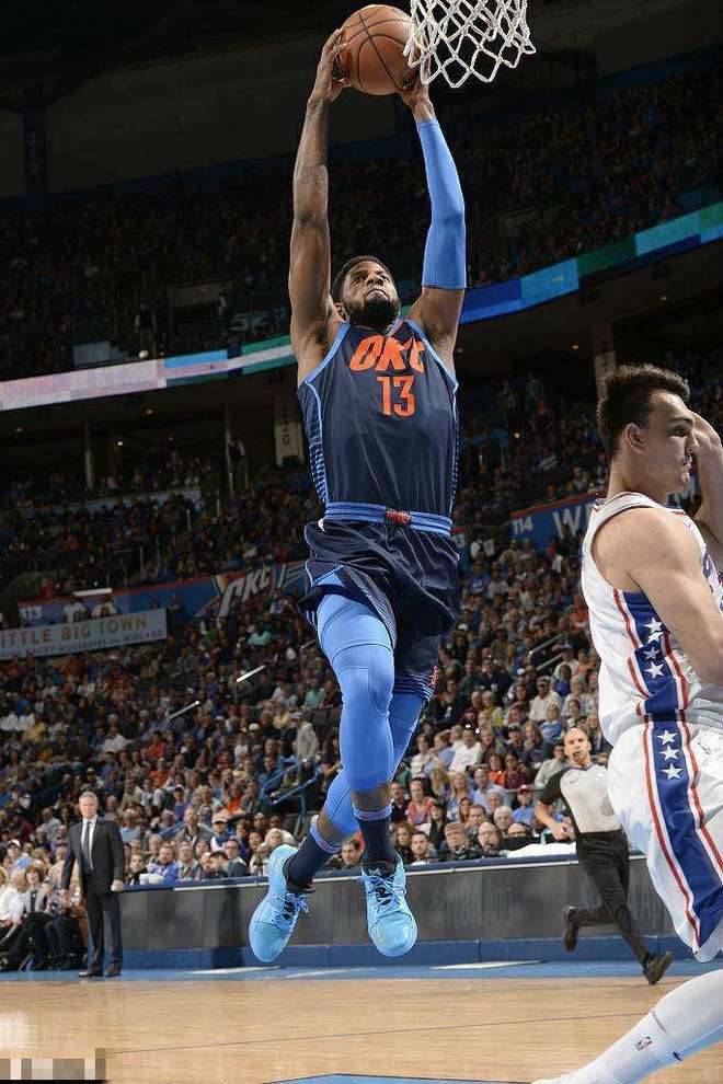 主教练谈王俊杰上场1分钟：我告诉他不要气馁，球队需要他的简单介绍