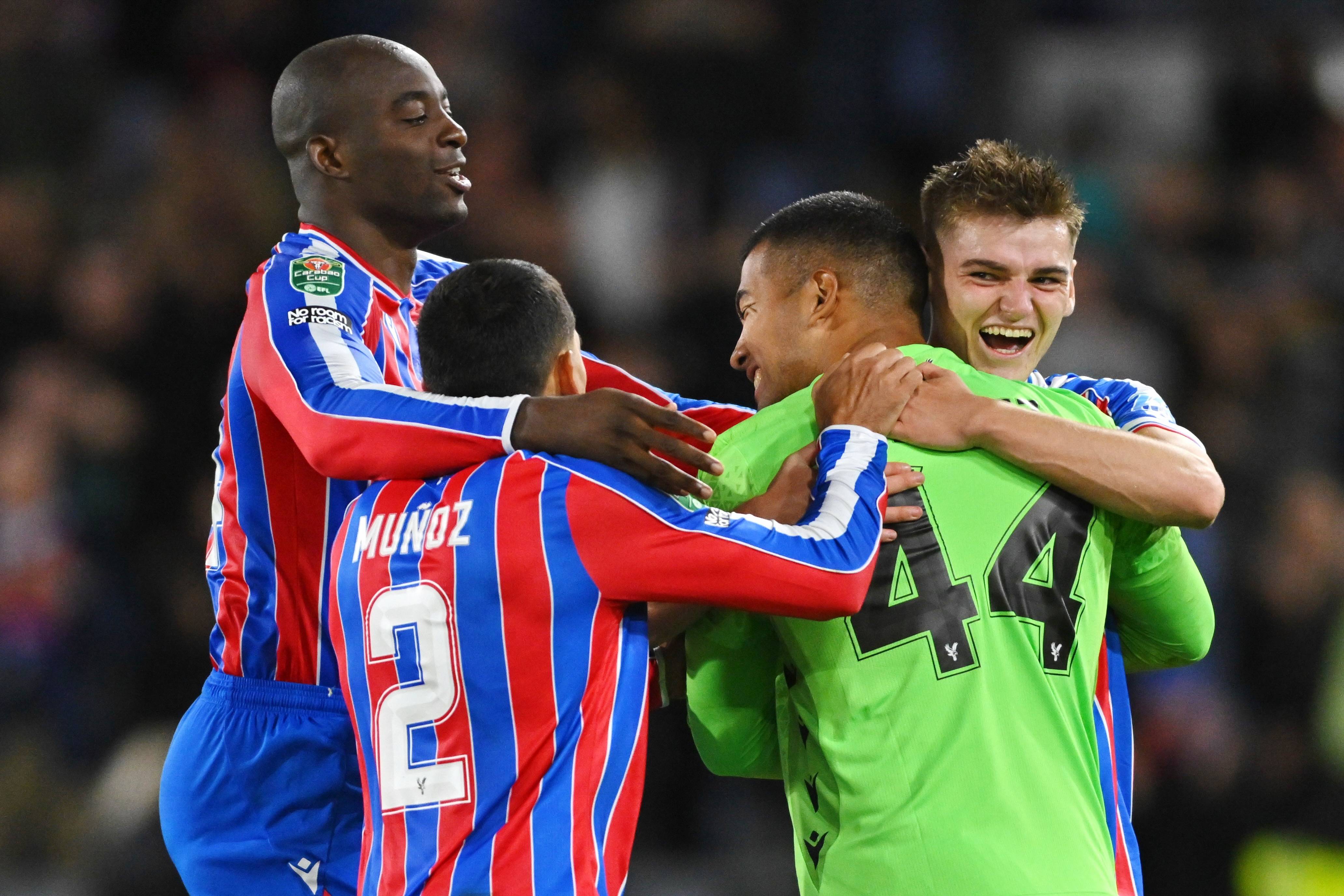 英联杯：阿森纳点球大战9-8水晶宫进4强战蓝军的简单介绍