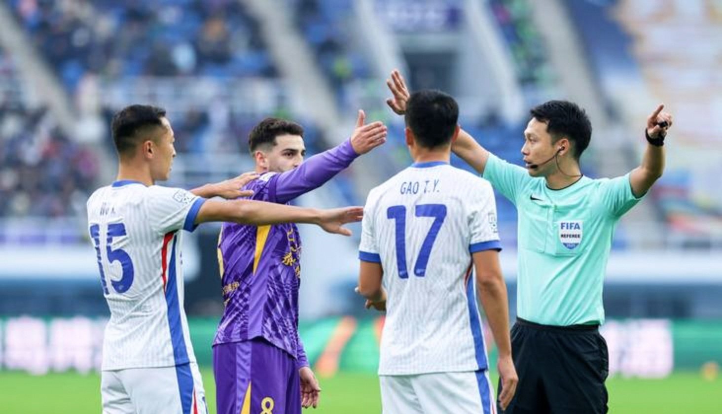 包含从年初伤到年末申花跟海港伤病不断但依然拿到的词条