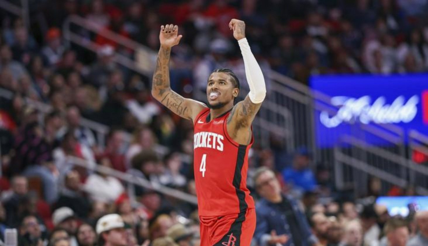 杰伦·格林爆粗口，展现太阳队4连胜的团队精神的简单介绍