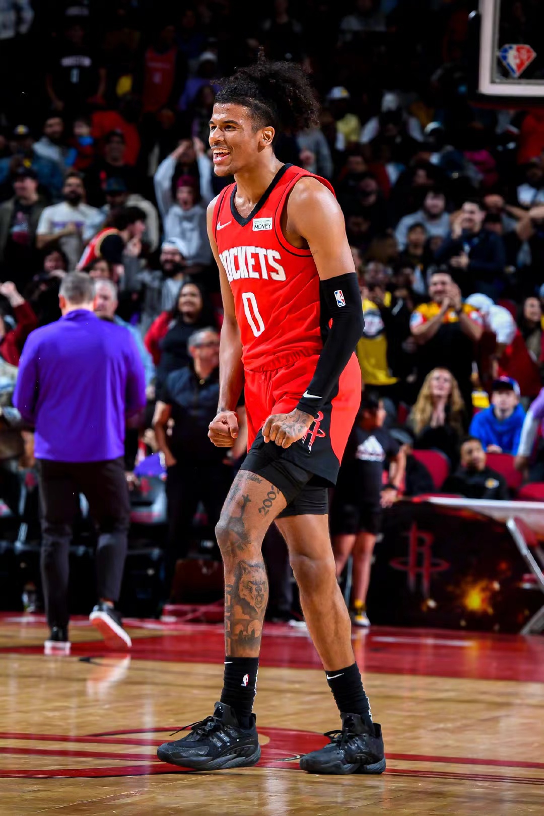 杰伦·格林爆粗口，展现太阳队4连胜的团队精神的简单介绍