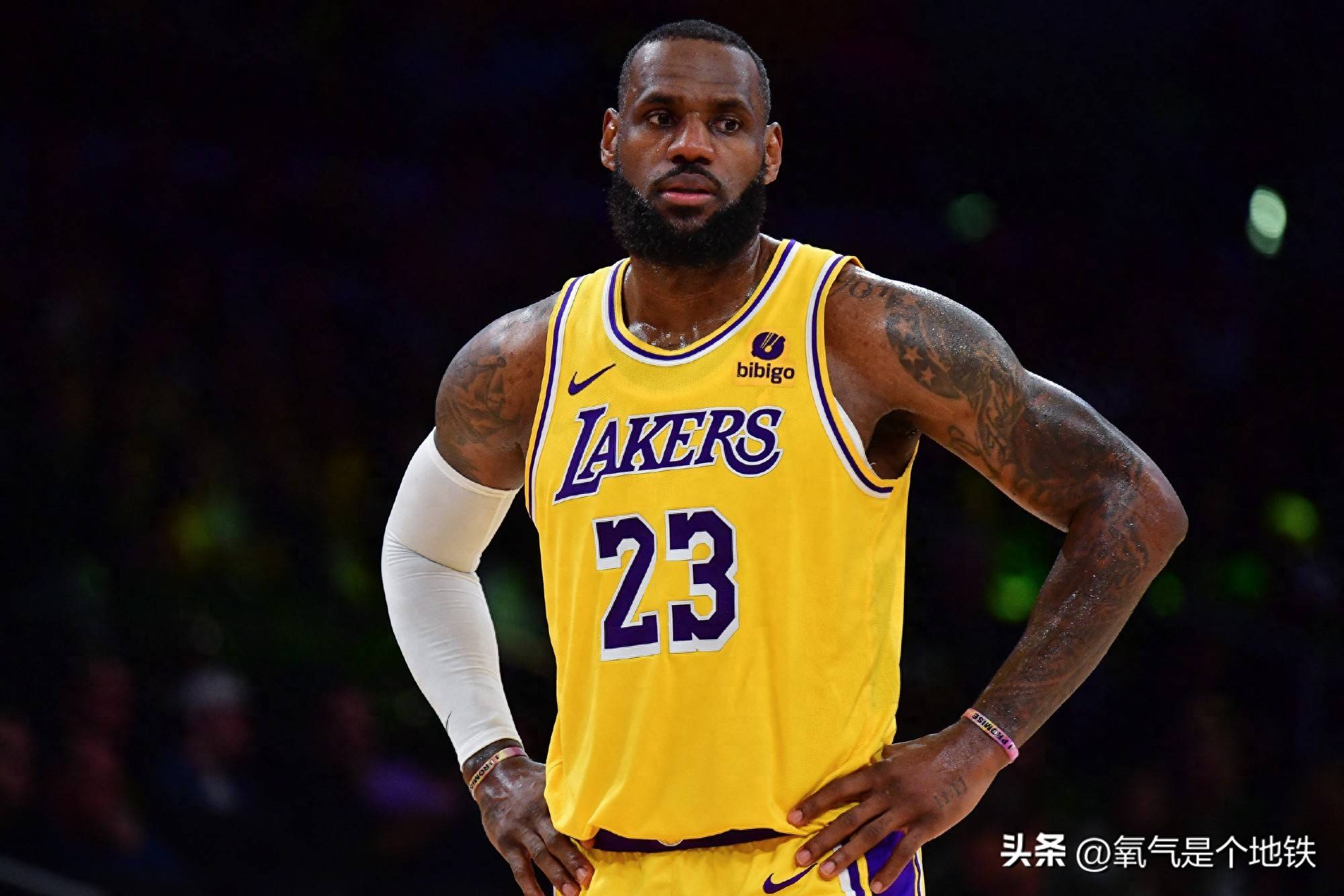 美媒评本赛季25大球星：詹姆斯跌至24，库里第6，前五无争议的简单介绍