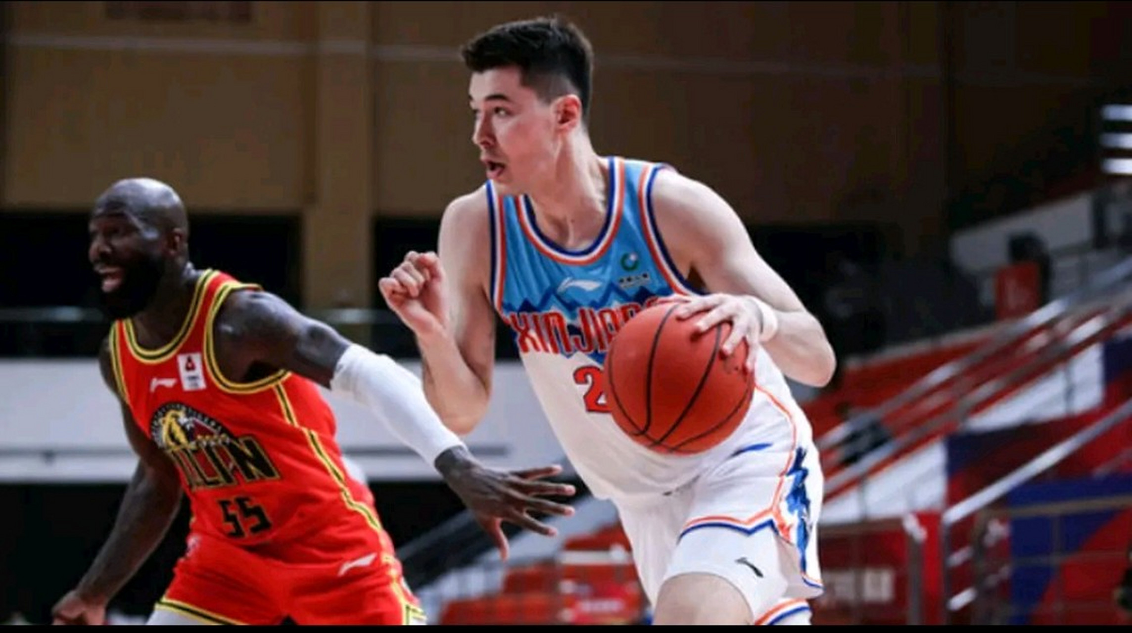 关于阿不都沙拉木全场投篮8中7,得到18分10篮板7助攻2抢断的信息 关于阿不都沙拉木全场投篮8中7,得到18分10篮板7助攻2抢断的信息