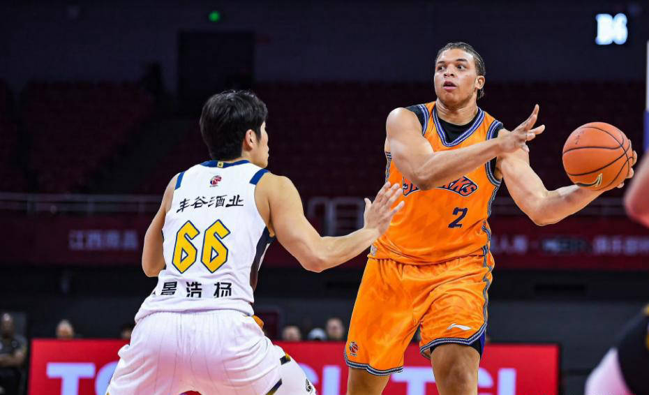 110-80大胜深圳！浙江广厦五人得分上双，主帅王博战术完美奏效的简单介绍