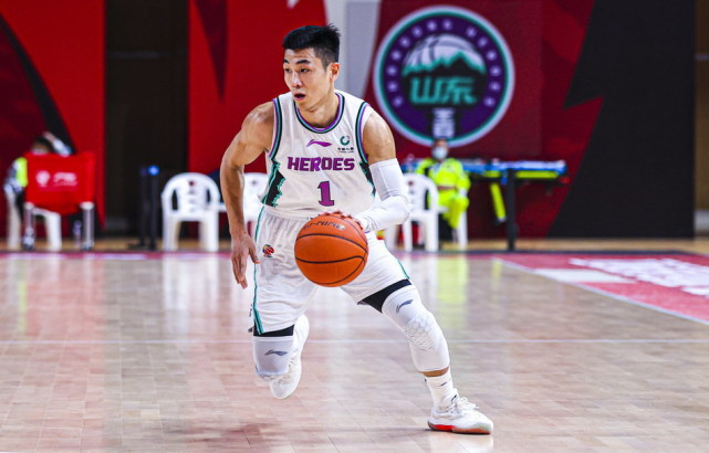 阿不都18+10+7齐麟15分新疆力克广州结束3连败的简单介绍