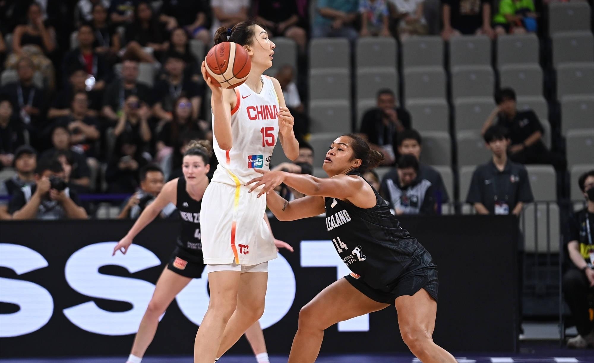 关于亚洲杯-女篮34分狂胜新西兰三连胜晋级4强的信息