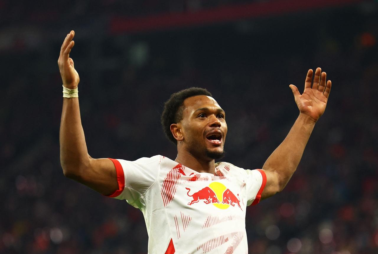 如果莱比锡出售哈维-西蒙斯，巴黎将获得1的简单介绍