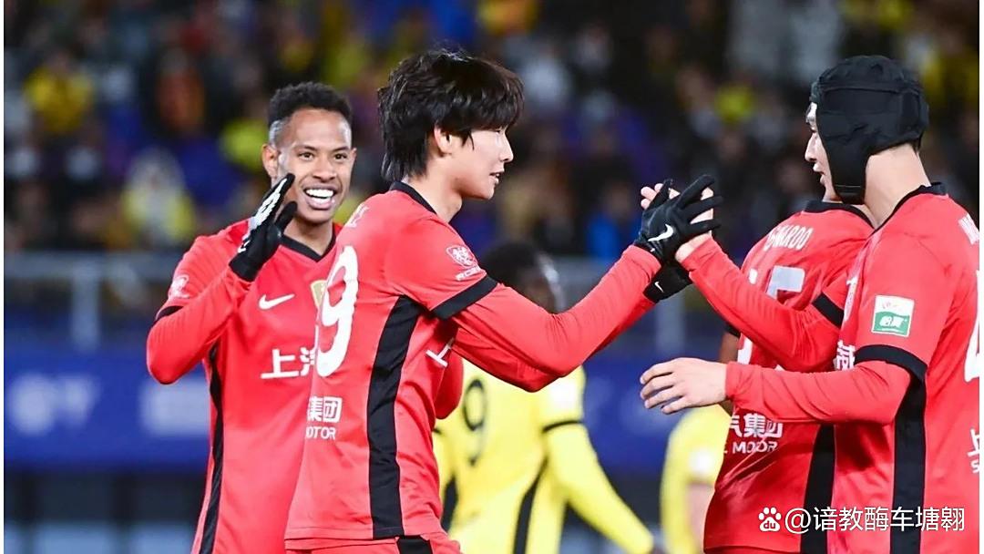 包含海港会留用所有的六名外援,其中一人只的词条 包含海港会留用所有的六名外援,其中一人只的词条