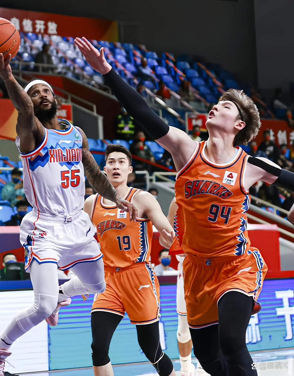 关于阿不都18+10+7齐麟15分新疆力克广州结束3连败的信息