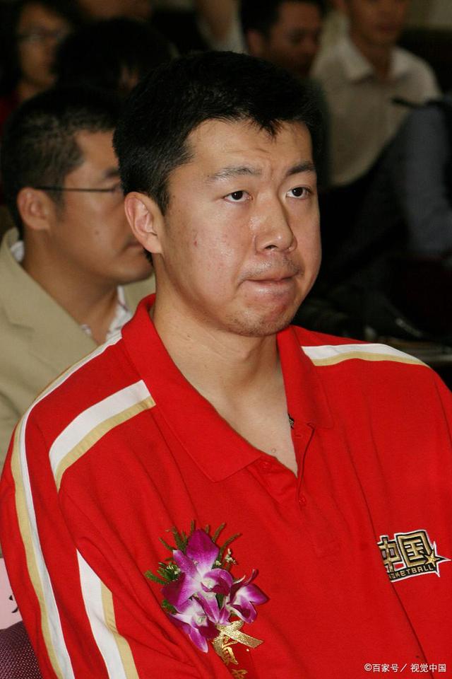 包含票王+东道主!克拉克自宣：缺席全明星赛和三分大赛的词条