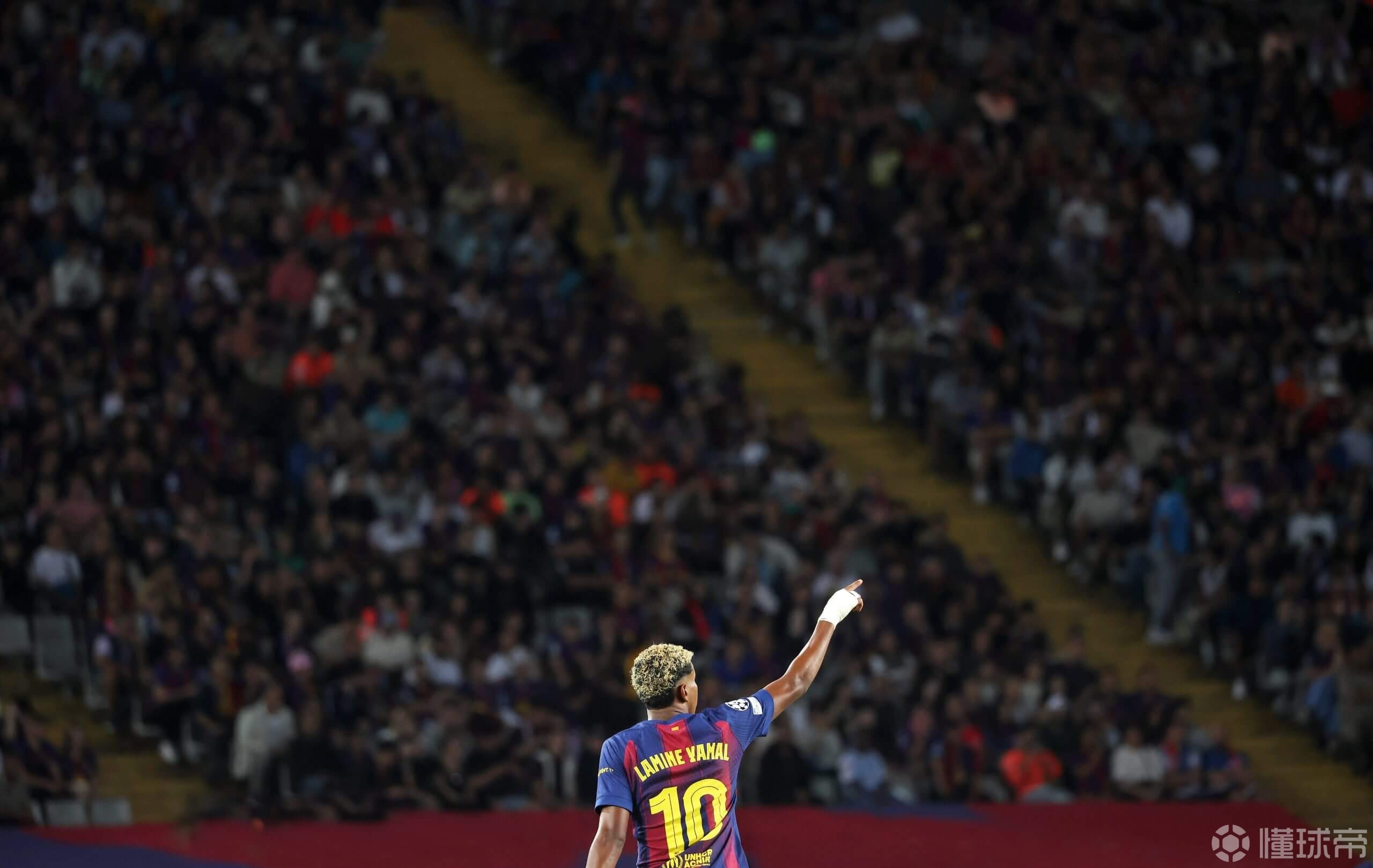 欧足联对巴萨能否在诺坎普举办欧冠联赛阶的简单介绍