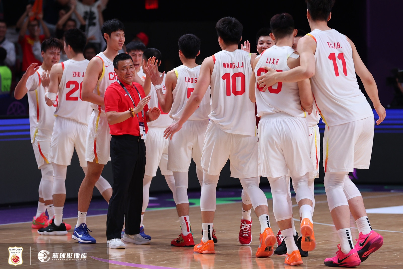 中国男篮14人前往沙特备战亚洲杯周琦杨瀚森缺阵的简单介绍 中国男篮14人前往沙特备战亚洲杯周琦杨瀚森缺阵的简单介绍